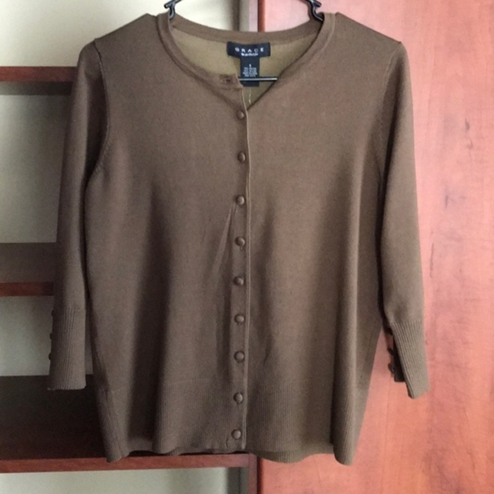 ‎Sweater